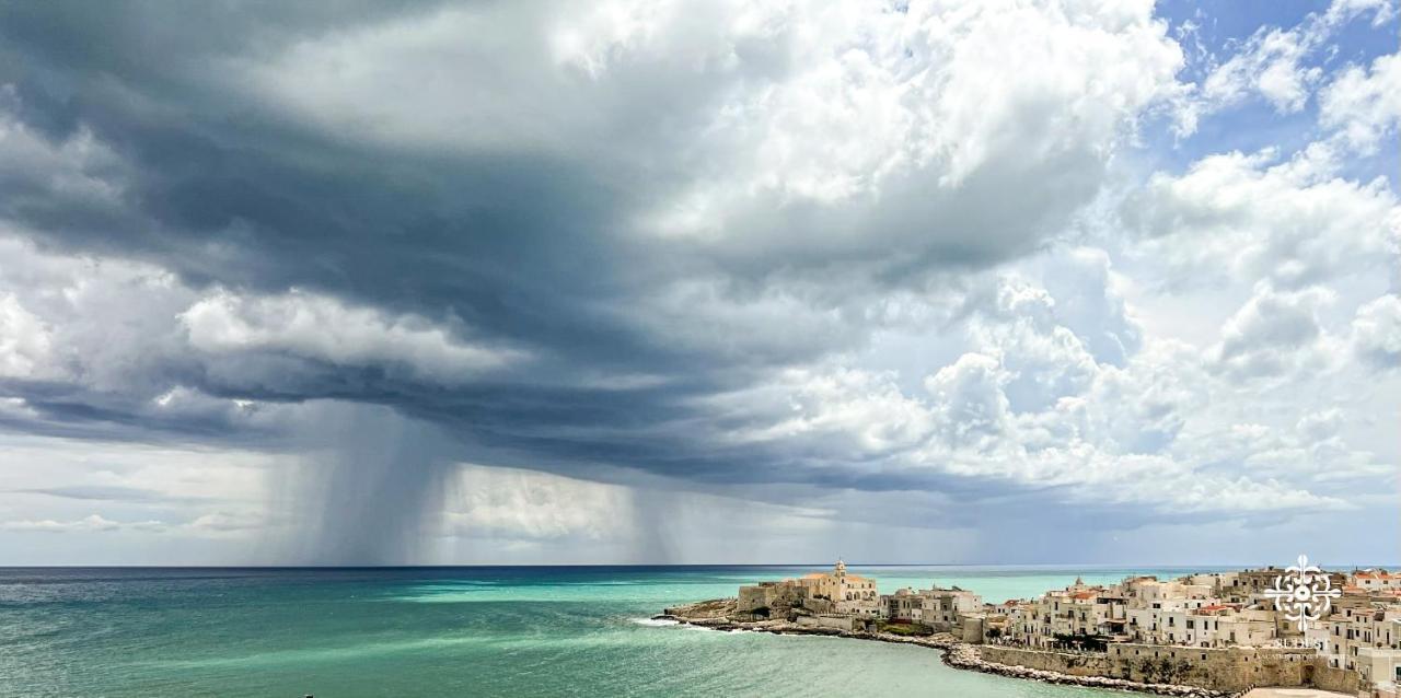 Infinito - Attico Sul Mare Apartman Vieste Kültér fotó